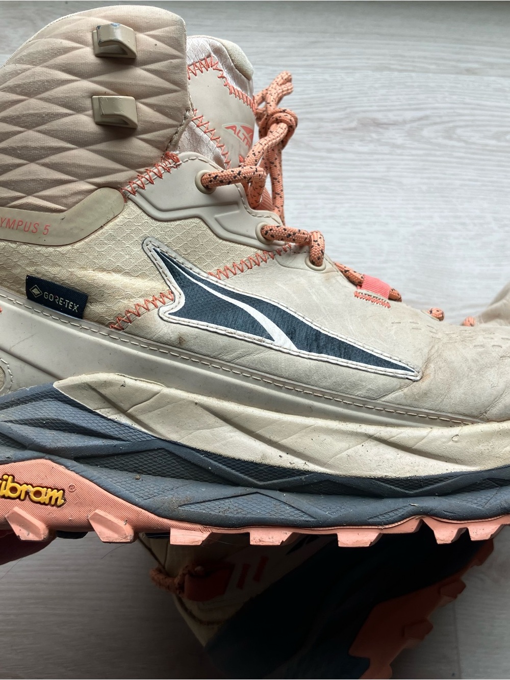 Altra Women's Trail Shoe in Cream, Coral and Blue